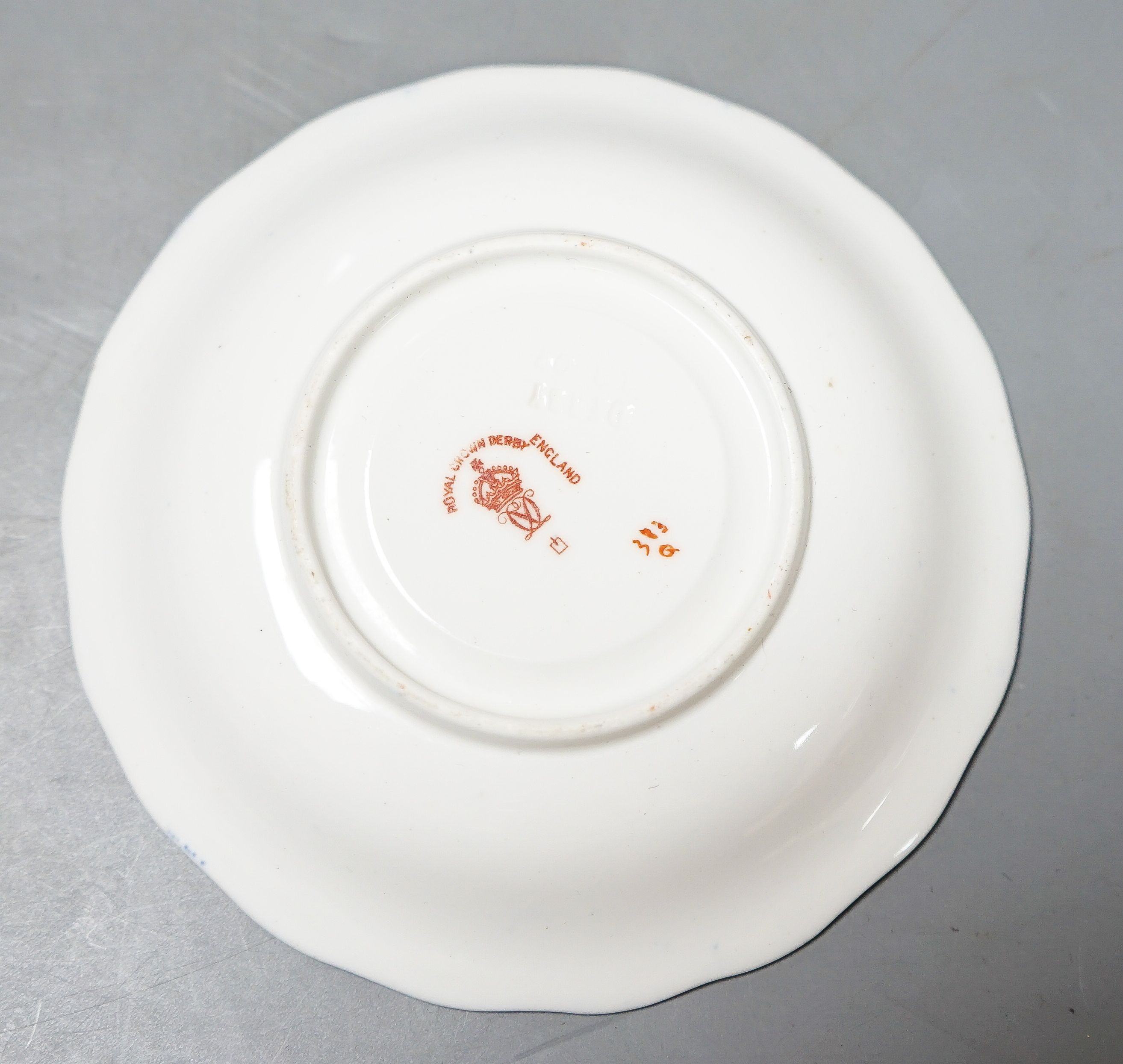 A cased Crown Derby Imari pattern coffee service